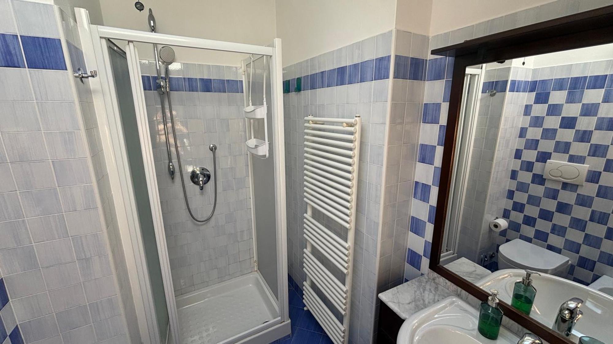 Casa Angela Apartments Бергамо Екстериор снимка